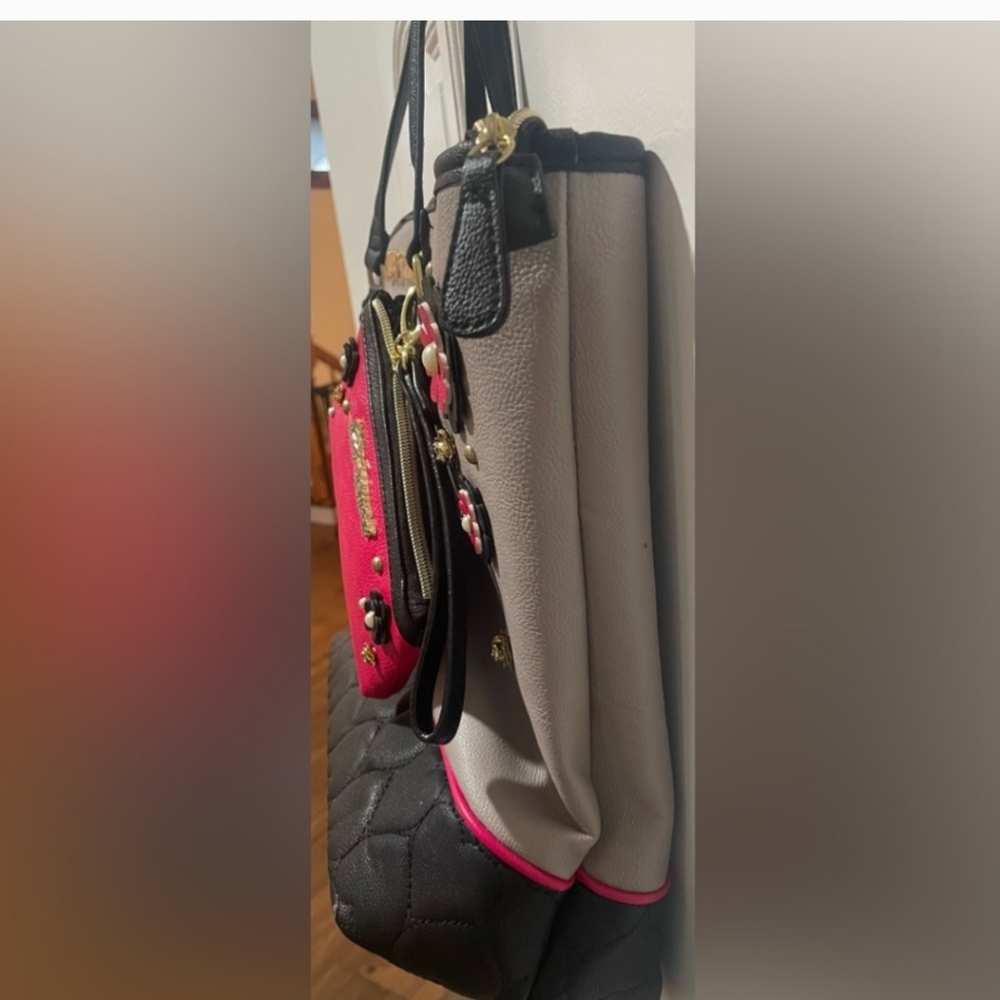 Betsey Johnson Gray and Black Floral Tote Bag - Picture 3 of 4